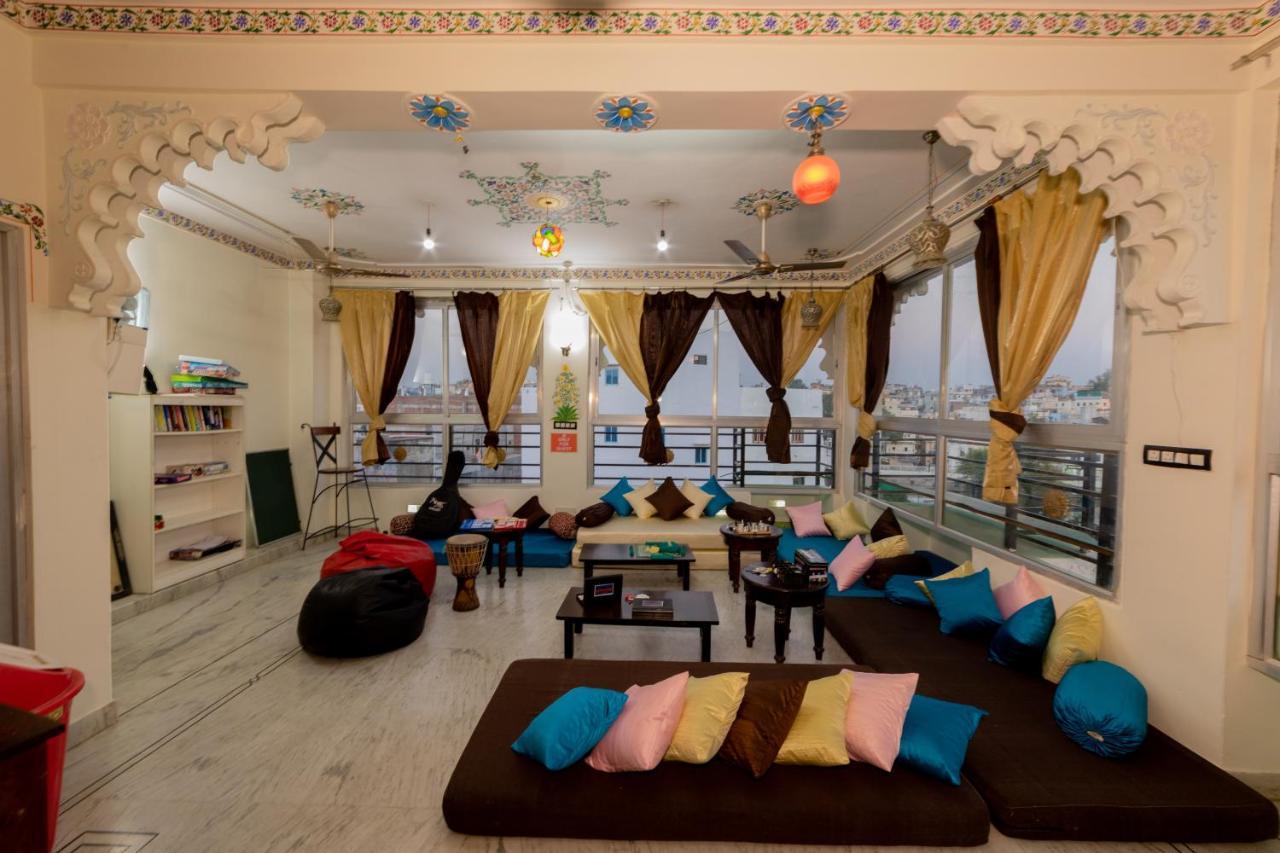 Whereabout Hostel อุเดเปอร์ ภายนอก รูปภาพ