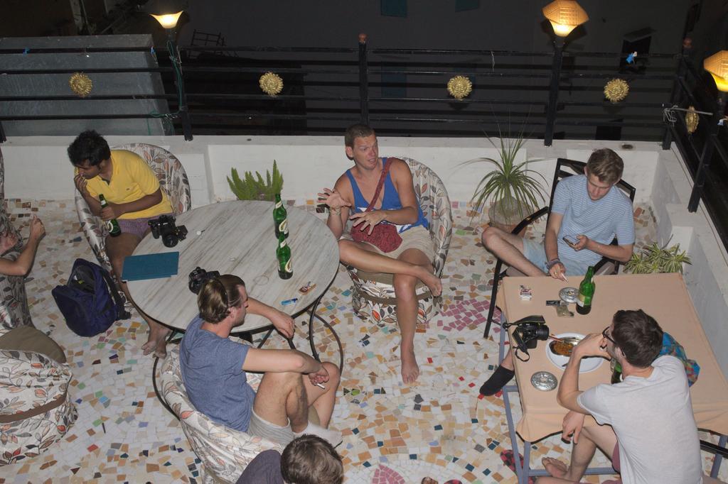 Whereabout Hostel อุเดเปอร์ ภายนอก รูปภาพ
